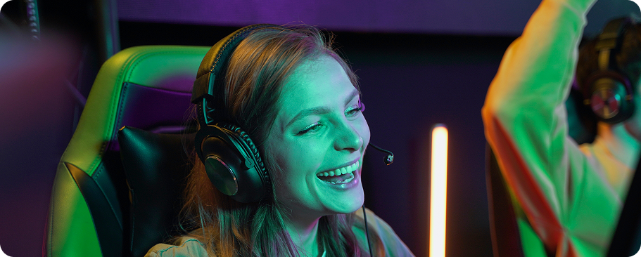 Garota com um celular